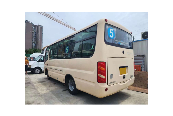 DongFeng 19 seater bus